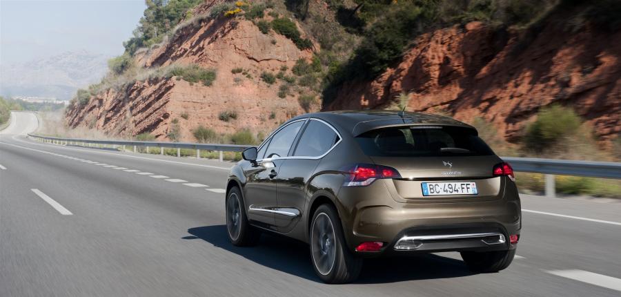  Citroen DS4 2010 года  (фото 57 из 143)